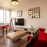 Beautiful Apartment Near Buttes Chaumont
